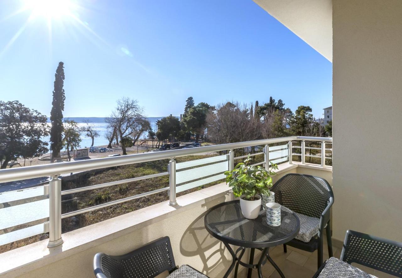 Iris Beach Apartments Kastela Exterior photo